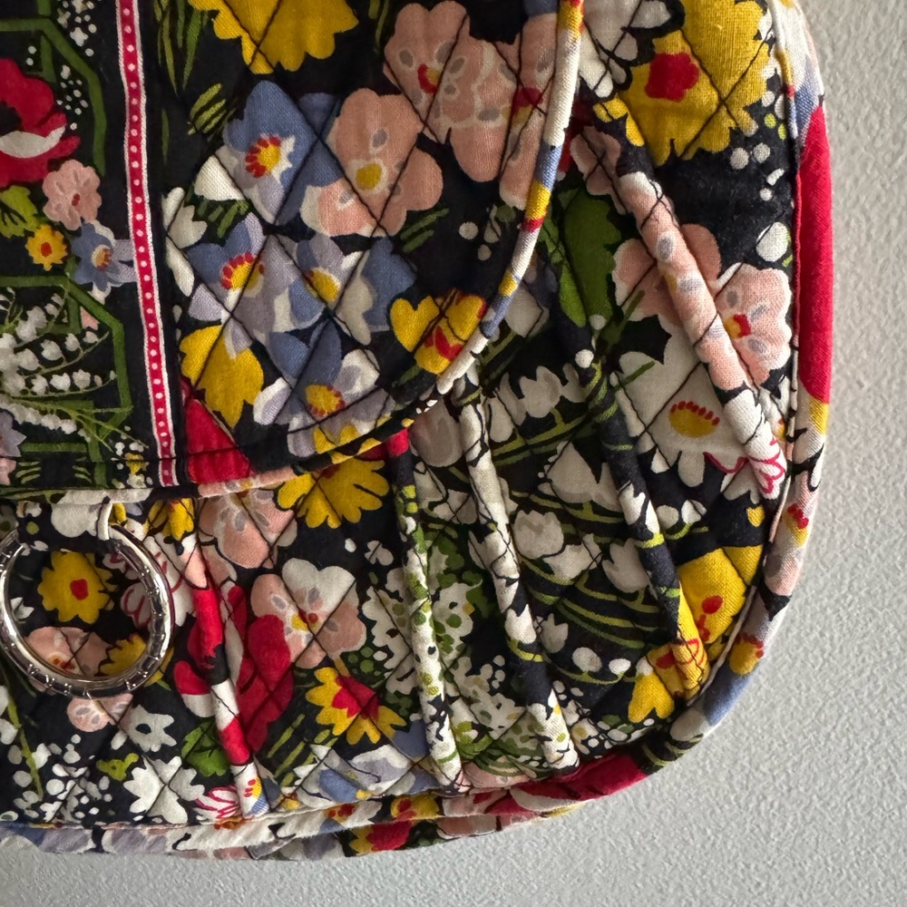 Vera Bradley crossbody bag RARE, retired pattern: poppy fields - Picture 3 of 9